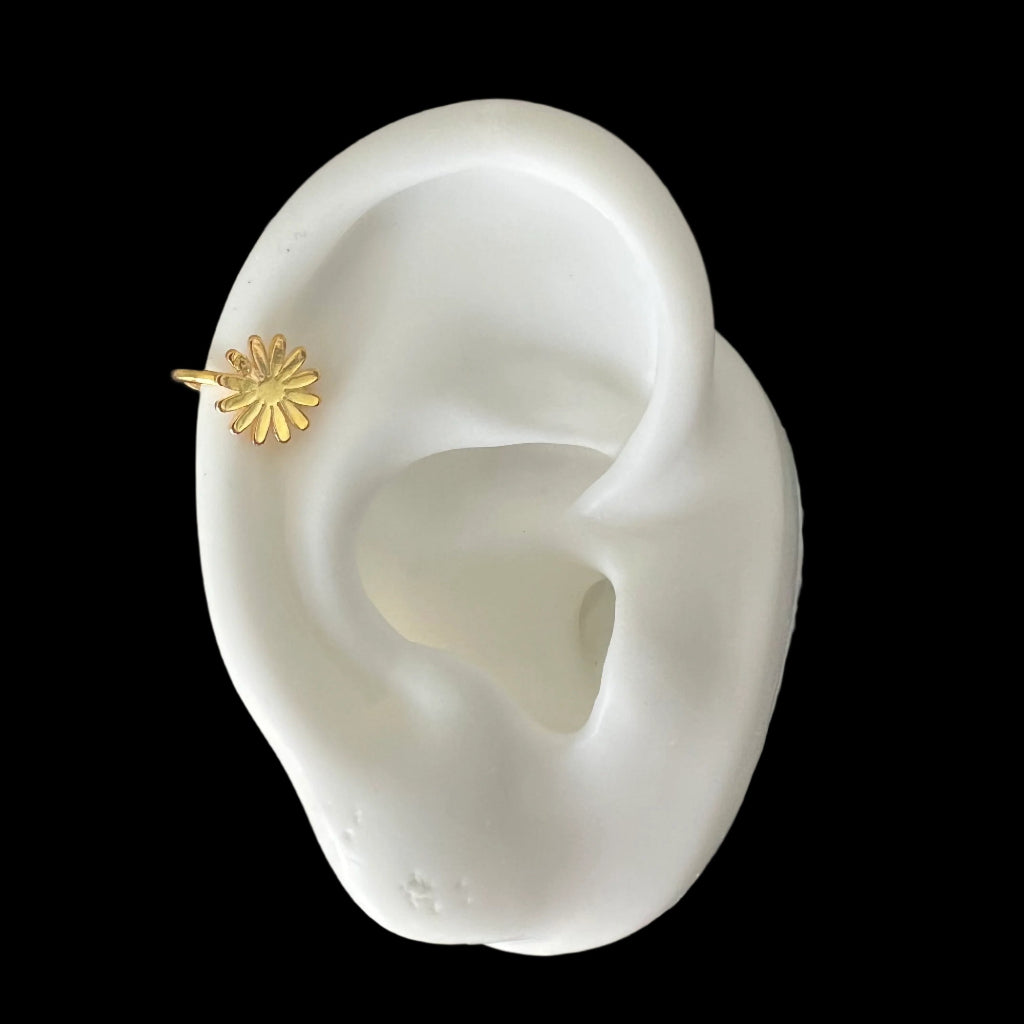 Daisy Ear Cuff