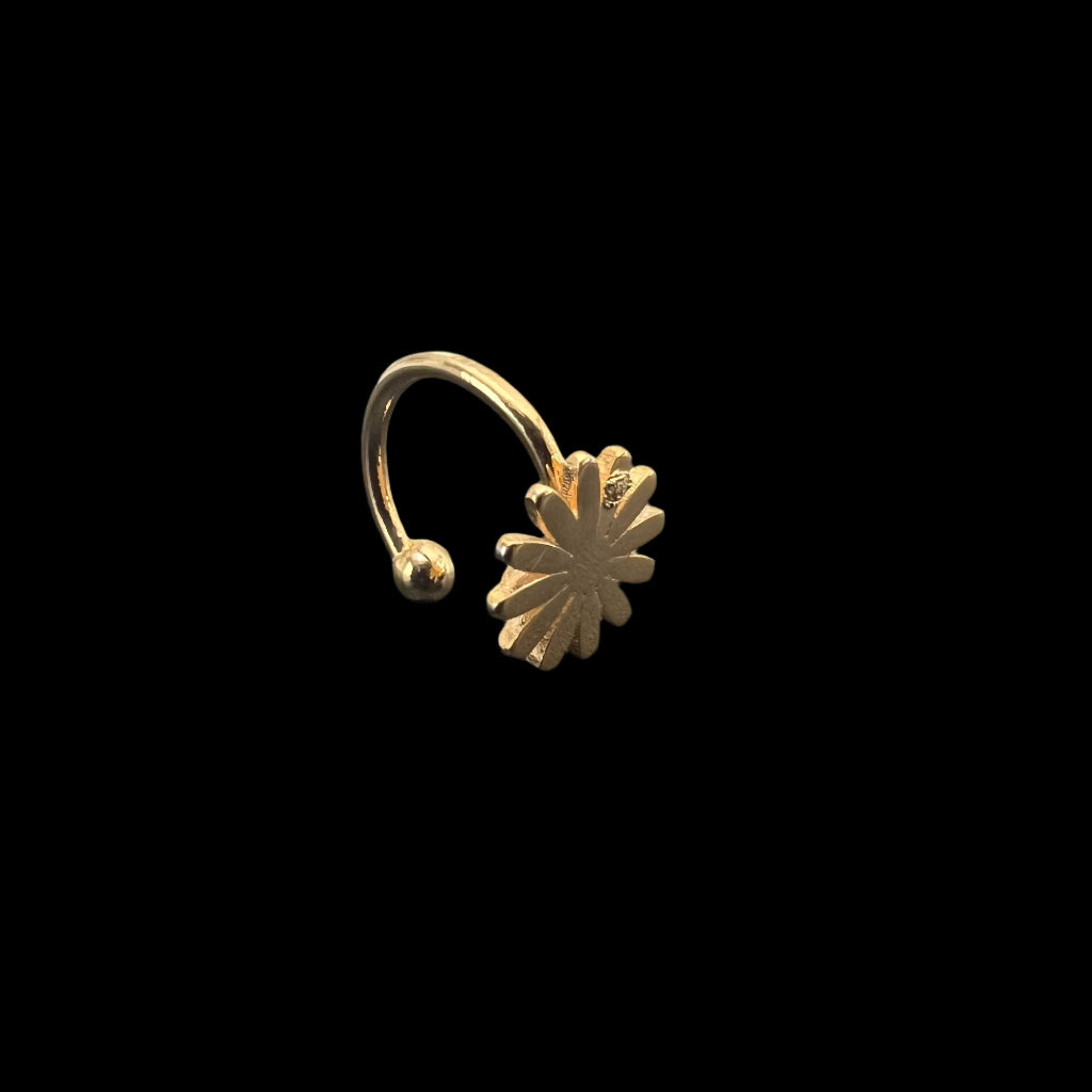 Daisy Ear Cuff