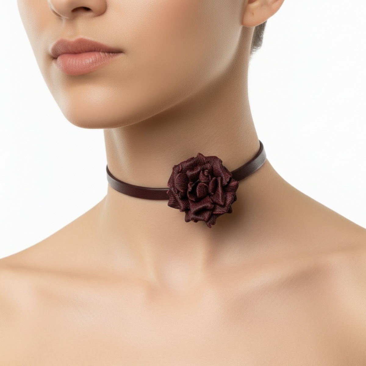 Velvet Rose – Choker White BG